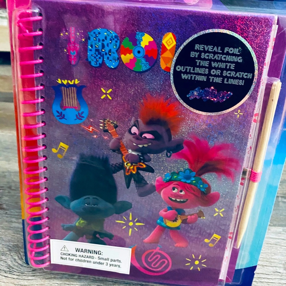 New Trolls Scratch & Sniff Sticker Journal - Picture 5 of 9